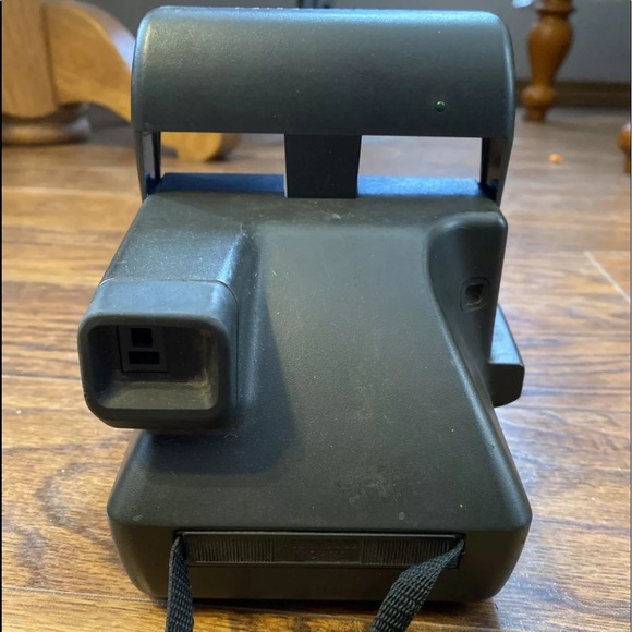Vintage Polaroid One Step Instant Camera Uses 600 Film UNTESTED - Picture 2 of 7